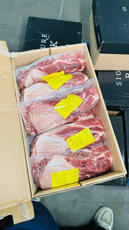 DIAMANTINA ANGUS · Oyster blade · Signature Black Angus line · Carton