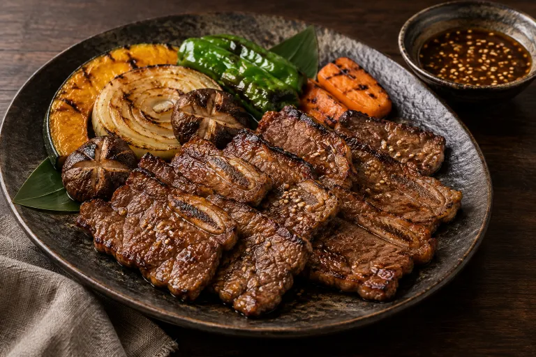 Short-rib yakiniku platter · finished dish